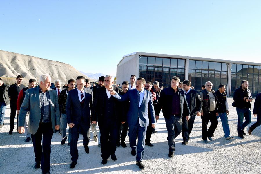 Başkan Gürkan, “Sanayici esnafımızın yanındayız”