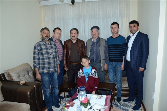 Afrin Kahramanlarının ailelerine ziyaret