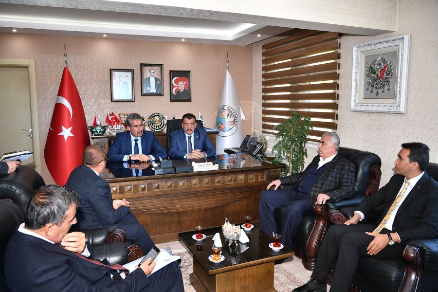 Başkan Gürkan, Darende’nin sorunlarını dinledi