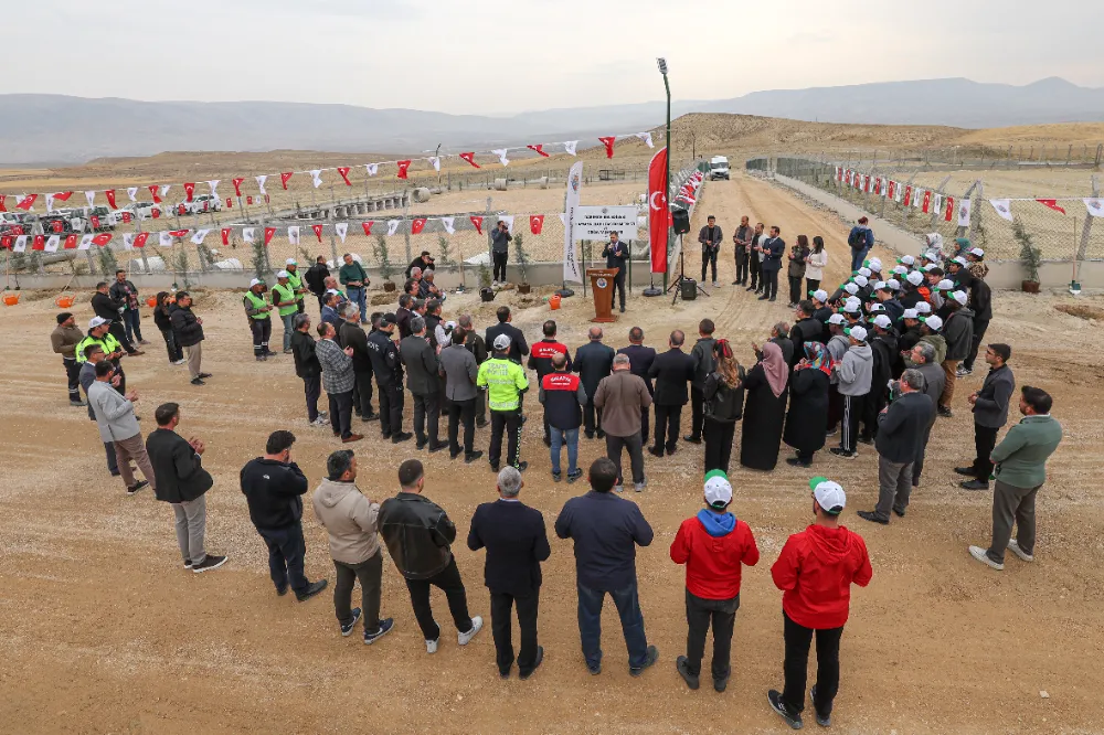 “Yeşil Vatan” seferberliğiyle Darende’de fidanlar toprakla buluştu