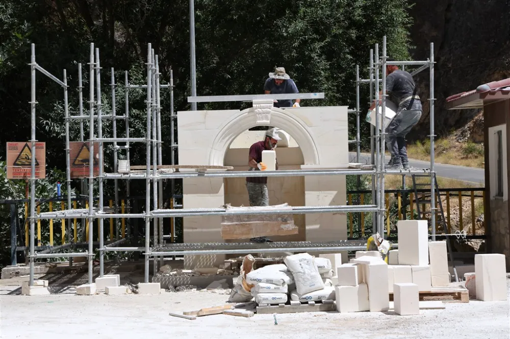 Hacılar’daki Hulusi Efendi çeşmesi yeniden yapılıyor