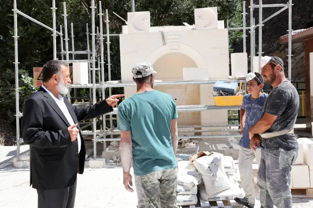 Hulusi Efendi Çeşmesi inşa süreci yerinde incelendi 