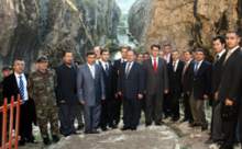 Vali Kaymakamlara Darende’yi gezdirdi